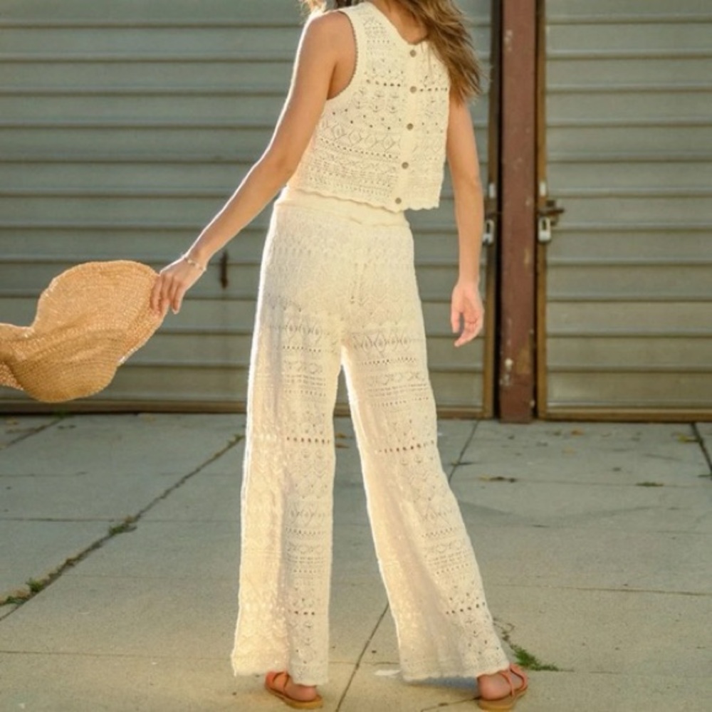House of Harlow 2 piece Crochet Pant Set SZ L